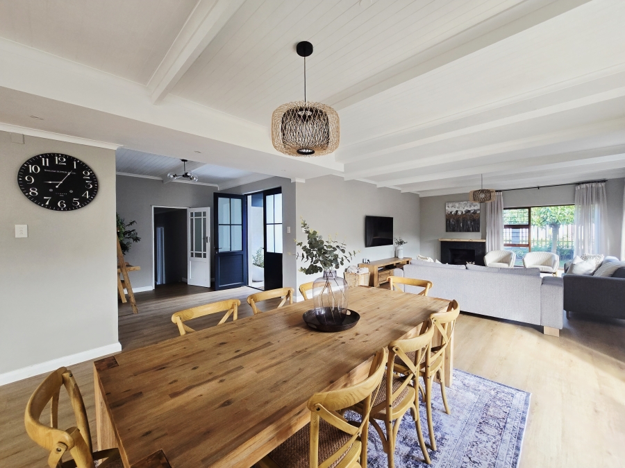 4 Bedroom Property for Sale in Bergsig Western Cape